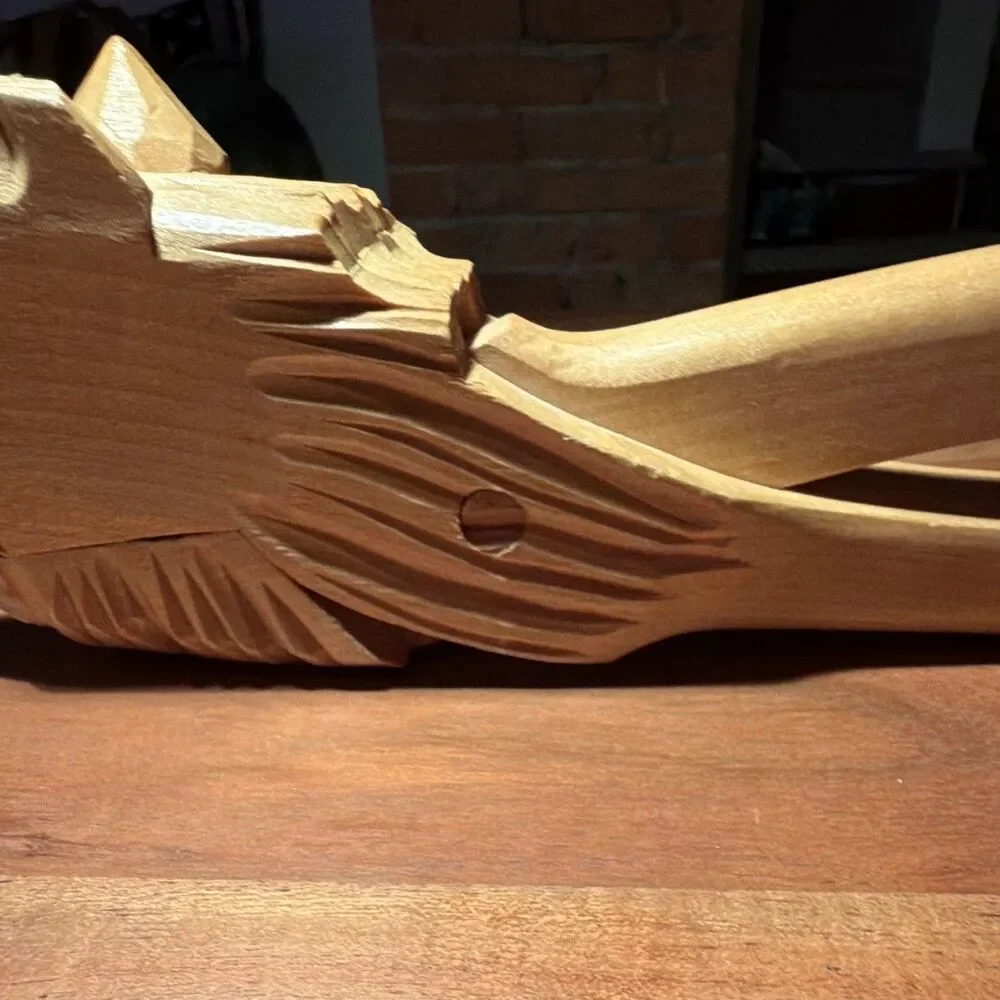 Unbranded hand carved